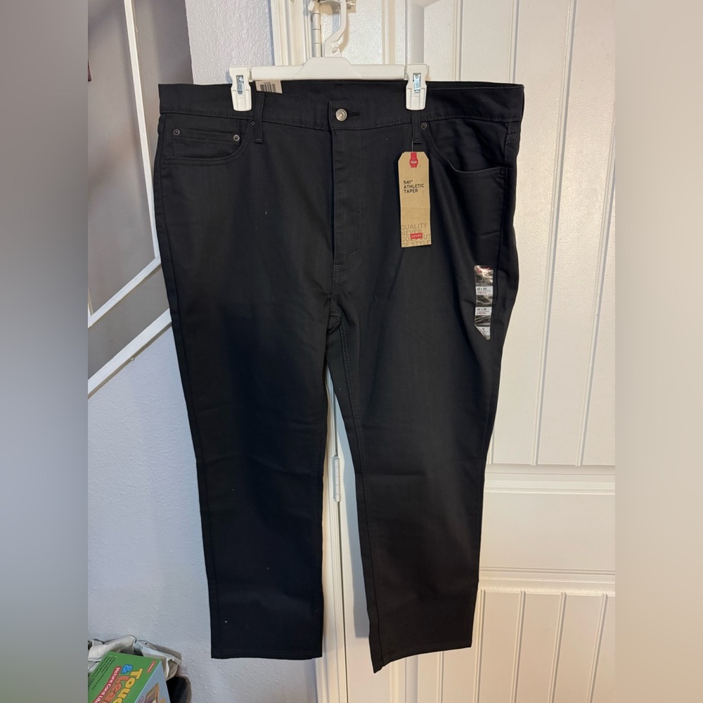 Levi's Men’s 42x30 Grey 541 Athletic Taper Classic Style NWT